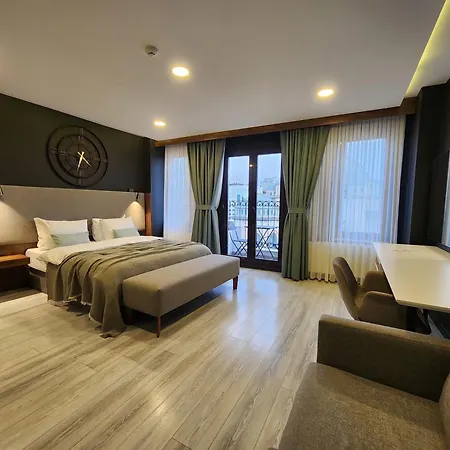 Taksim Landhouse Hotel Central Studio 1 Min to Taksim Otel 4*
