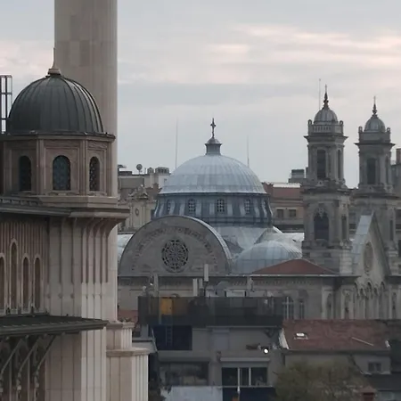 Taksim Landhouse Hotel Central Studio 1 Min to Taksim Otel