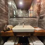 호텔 Taksim Landhouse 1 Min To Taksim 4*
