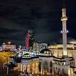 Taksim Landhouse 1 Min To Taksim 호텔 4*