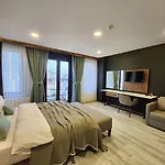 Taksim Landhouse 1 Min To Taksim 호텔