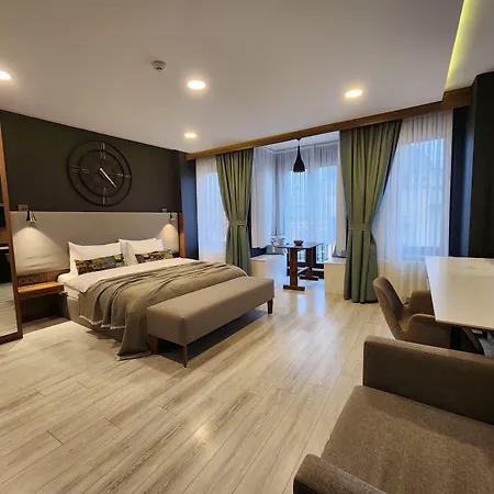 Taksim Landhouse 1 Min To Taksim Square Hotel
