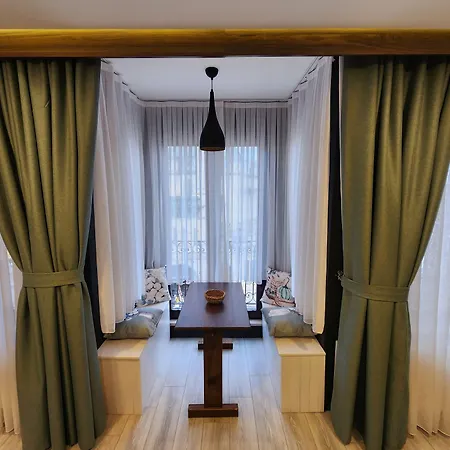 Taksim Landhouse Hotel Central Studio 1 Min To Taksim 4* 이스탄불