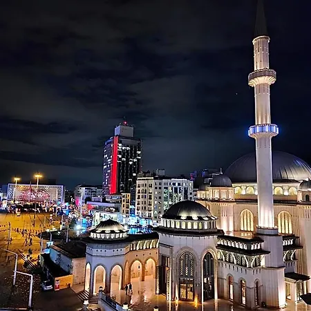 Taksim Landhouse 1 Min To Taksim Square Hotel