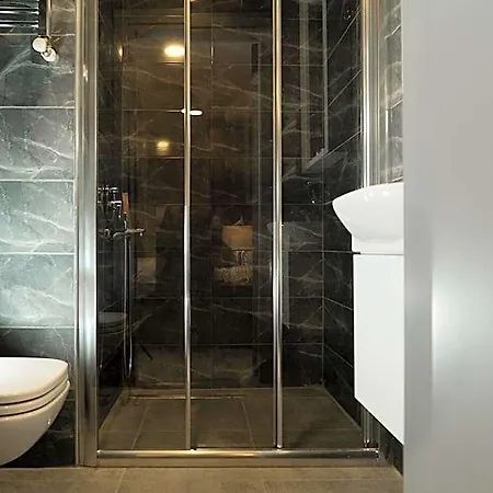 Taksim Landhouse 1 Min To Taksim Square Hotel Stambuł