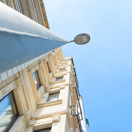 Taksim Landhouse 1 Min To Taksim Square Otel İstanbul