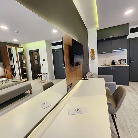 Otel Taksim Landhouse 1 Min To Taksim Square 4*