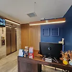Taksim Landhouse 1 Min To Taksim