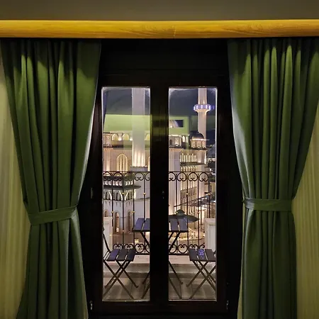 Taksim Landhouse Istanboel